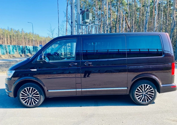 Volkswagen Caravelle cena 179000 przebieg: 131000, rok produkcji 2017 z Warszawa małe 154
